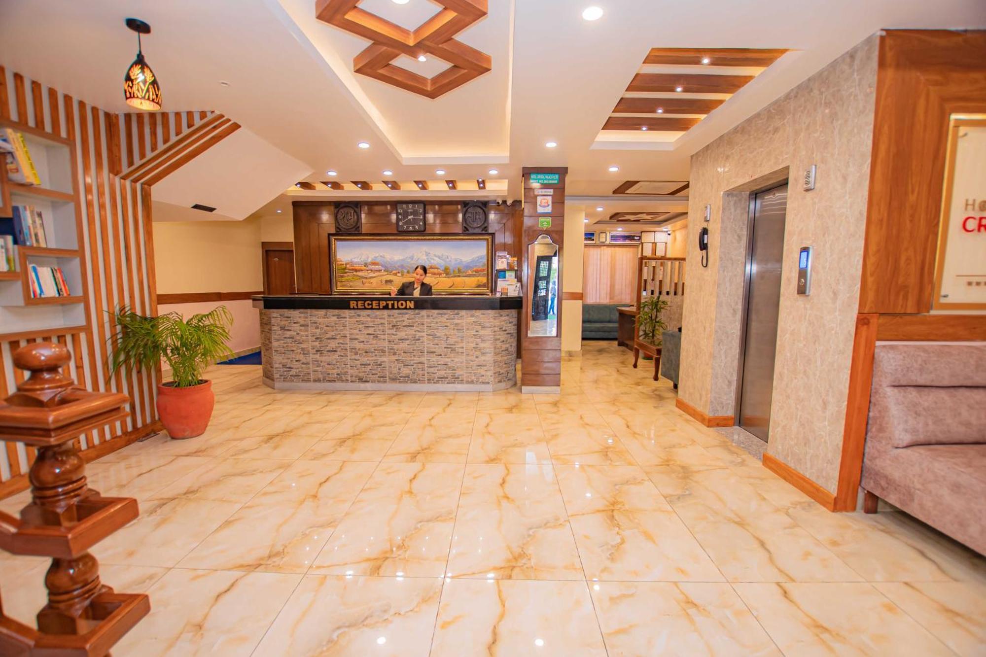 פוקהרה Hotel Crystal Palace מראה חיצוני תמונה