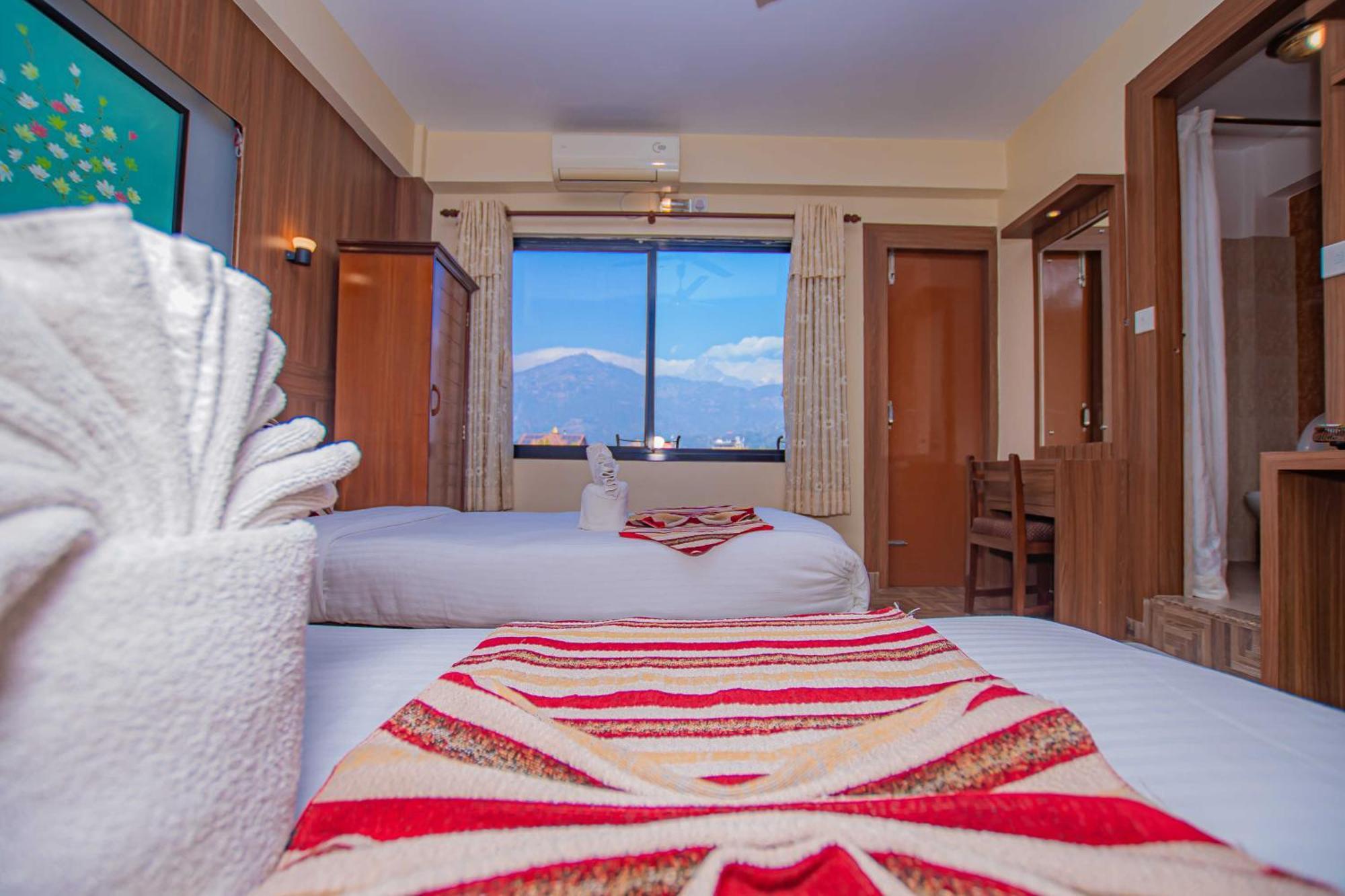 פוקהרה Hotel Crystal Palace מראה חיצוני תמונה